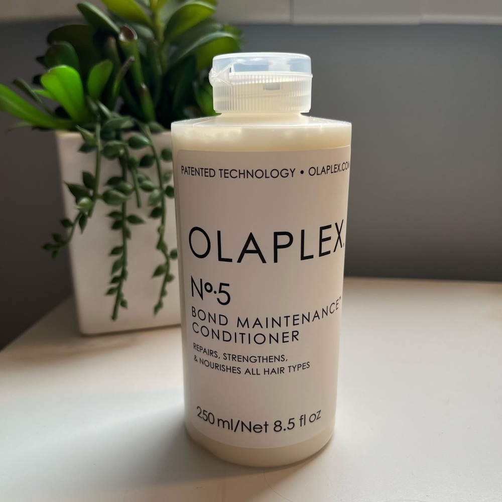 OLAPLEX No.5 Bond Maintenance Conditioner